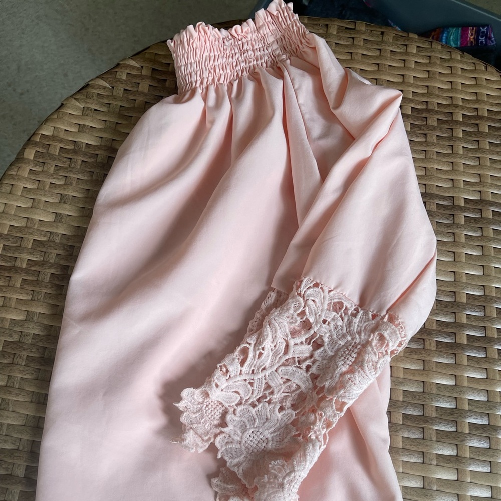 Womens size small blouse